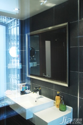 日式风格三居室温馨暖色调富裕型90平米卫生间洗手台效果图