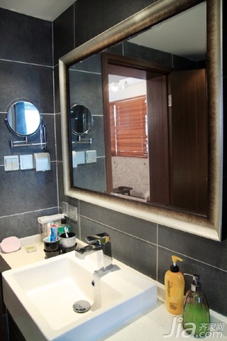 日式风格三居室温馨暖色调富裕型90平米卫生间洗手台效果图