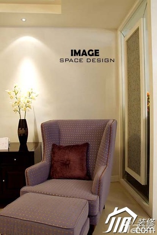 欧式风格二居室浪漫富裕型客厅沙发效果图