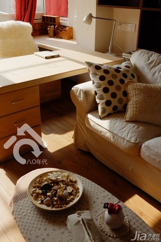 简约风格小户型小清新白色经济型60平米客厅沙发效果图