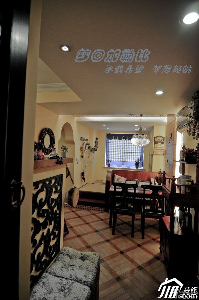 富裕型装修,地中海风格,80平米装修,小户型装修,玄关,餐厅,餐桌