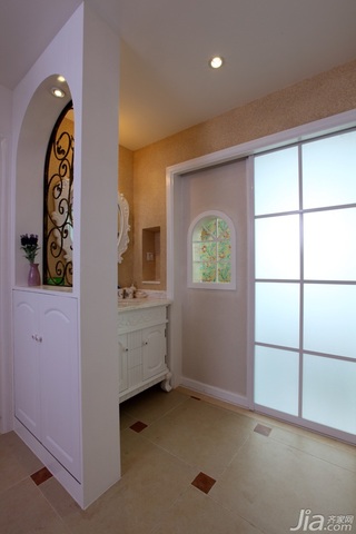 田园风格一居室温馨白色富裕型80平米卫生间浴室柜效果图