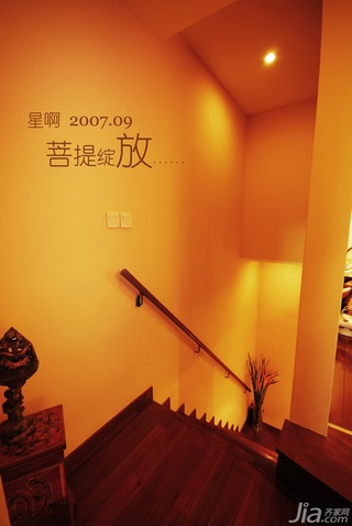 东南亚风格别墅富裕型楼梯灯具图片