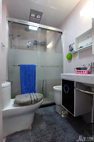 简约风格一居室富裕型60平米卫生间淋浴房定制