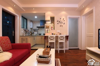 一居室温馨白色富裕型50平米客厅吧台沙发图片