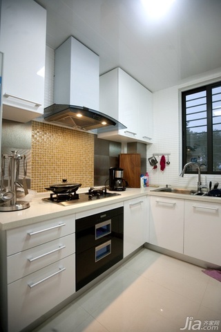 宜家风格公寓时尚富裕型厨房橱柜图片