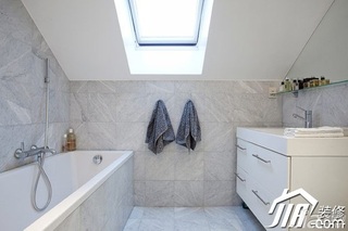 混搭风格公寓白色经济型卫生间浴室柜效果图