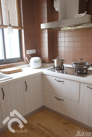 日式风格小户型小清新白色经济型80平米厨房橱柜图片