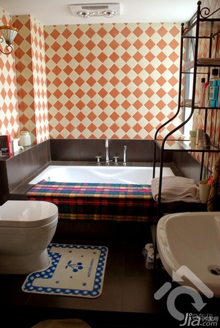 日式风格小户型小清新白色经济型80平米卫生间浴缸图片