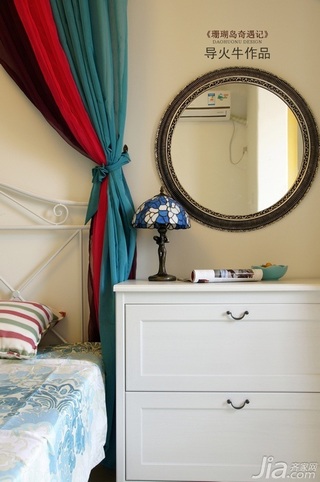 导火牛地中海风格公寓富裕型110平米卧室床头柜图片