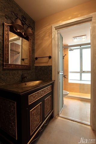 宜家风格二居室稳重原木色豪华型卫生间浴室柜效果图