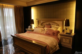 欧式风格别墅奢华豪华型卧室床效果图