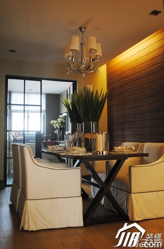 宜家风格二居室温馨暖色调富裕型餐厅餐桌图片