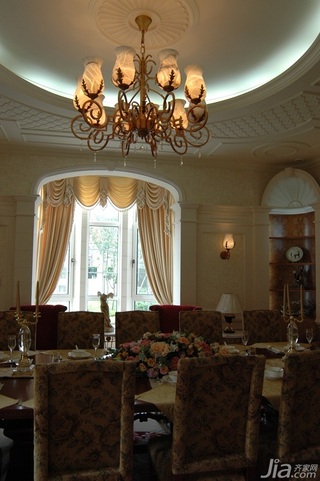 欧式风格别墅奢华白色富裕型餐厅餐桌图片
