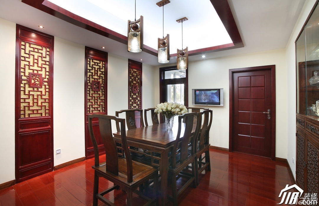 别墅装修,20万以上装修,中式风格,餐厅,餐桌,灯具,古典