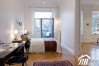 北欧风格公寓简洁白色经济型90平米卧室床图片
