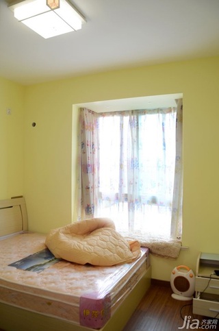 别墅舒适富裕型140平米以上卧室飘窗床图片