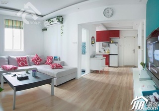 简约风格小户型可爱白色经济型70平米客厅沙发图片