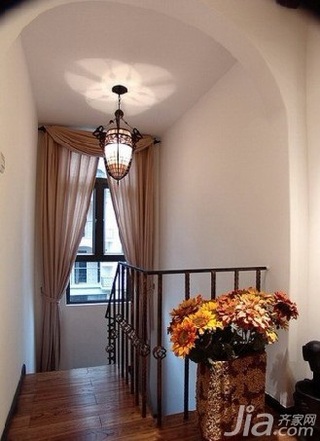 地中海风格三居室古典富裕型楼梯灯具图片