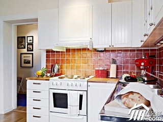 北欧风格公寓简洁白色经济型80平米厨房橱柜定制