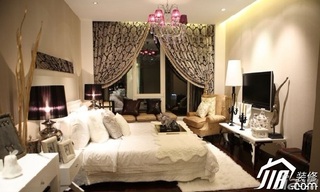 新古典风格二居室舒适富裕型卧室床图片