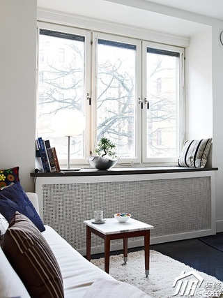 北欧风格公寓简洁白色经济型70平米客厅茶几图片