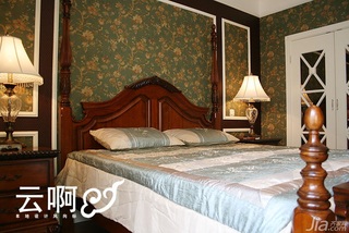 美式乡村风格三居室富裕型卧室床效果图