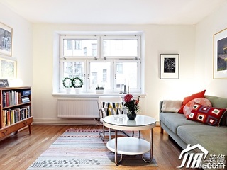 北欧风格复式舒适白色经济型客厅沙发图片