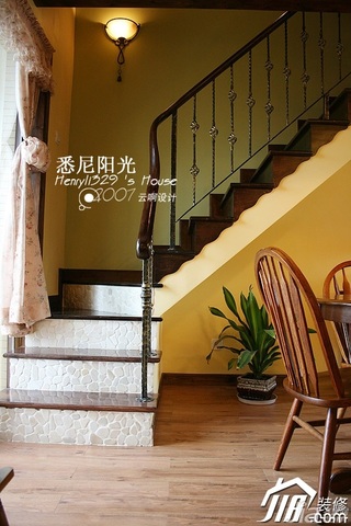 田园风格别墅唯美原木色富裕型楼梯餐桌图片