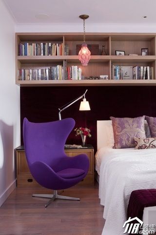 混搭风格公寓浪漫紫色富裕型卧室卧室背景墙灯具图片