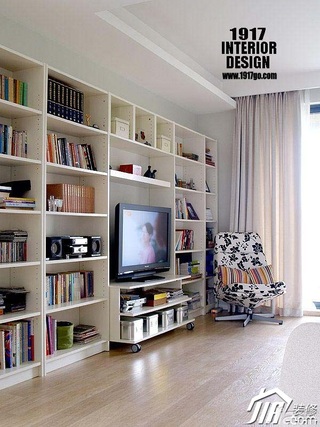 简约风格复式豪华型客厅电视柜效果图