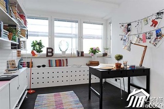 北欧风格公寓简洁白色富裕型80平米书桌图片
