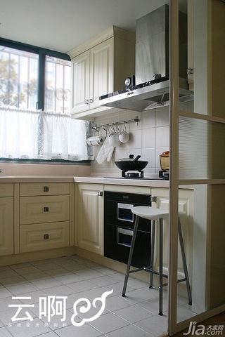 北欧风格三居室富裕型厨房橱柜定做
