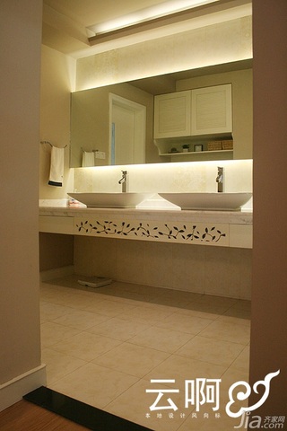 北欧风格三居室富裕型卫生间洗手台图片