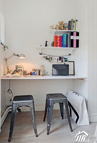 北欧风格公寓简洁白色经济型60平米书桌图片