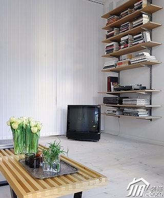北欧风格小户型简洁经济型40平米客厅书架图片