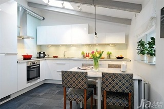 北欧风格公寓简洁白色经济型60平米餐厅餐桌效果图