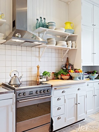 北欧风格小户型白色经济型厨房橱柜定做