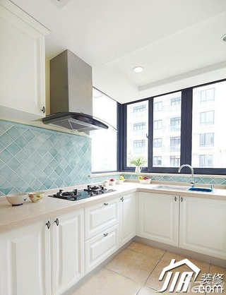 北欧风格公寓舒适经济型80平米厨房橱柜设计图