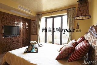 欧式风格三居室古典暖色调富裕型140平米以上卧室电视背景墙床图片