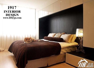 欧式风格复式富裕型卧室背景墙窗帘效果图