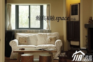 简欧风格二居室时尚暖色调富裕型客厅沙发效果图