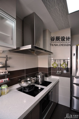 宜家风格公寓温馨暖色调富裕型厨房橱柜效果图