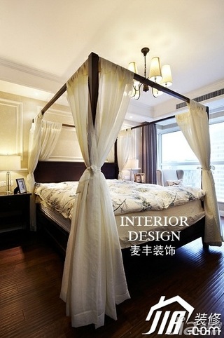 美式风格公寓富裕型卧室床图片