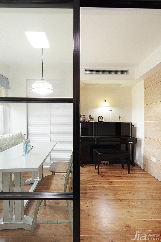 三居室装修,富裕型装修,混搭风格,餐厅,简洁,餐桌,灯具