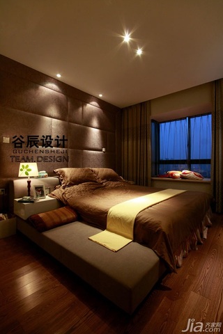 谷辰设计欧式风格三居室大气褐色富裕型卧室飘窗窗帘效果图