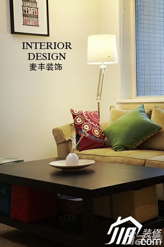 宜家风格公寓经济型70平米客厅茶几效果图