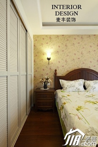 美式乡村风格公寓富裕型100平米卧室床图片