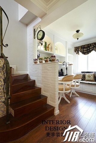 美式乡村风格别墅富裕型120平米楼梯设计图纸