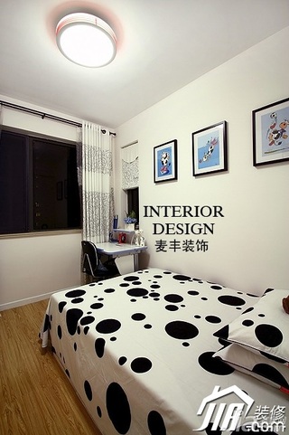 简约风格公寓经济型70平米卧室灯具图片